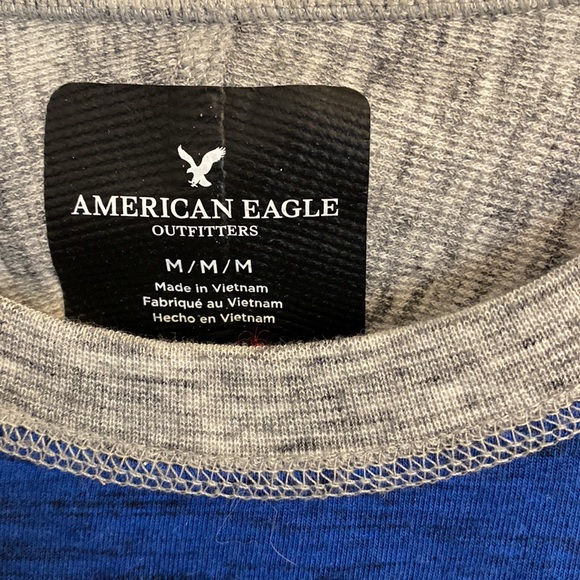 American eagle long sleeve baseball style tee - Picture 3 of 3